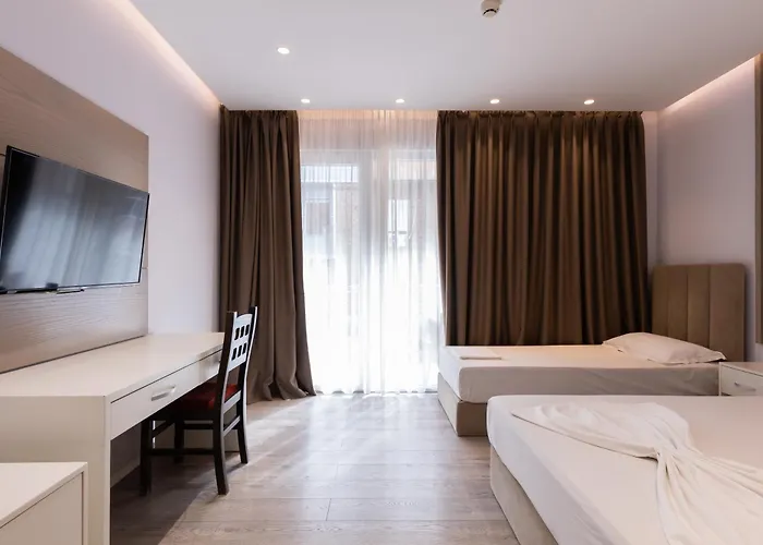 Broadway Hotel Tirana