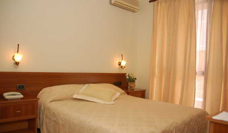 Broadway Hotel Tirana